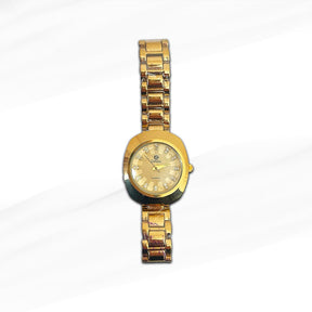 Comelot Gold-Tone Luxury Quartz Women’s Watch – Elegant Crystal Accents